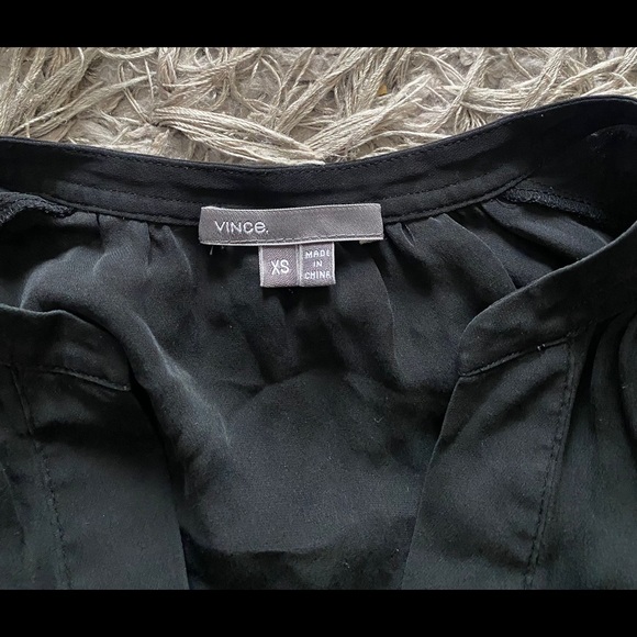 Womens Vince 100%  silk Split Neck Long Sleeve Blouse - Picture 2 of 6